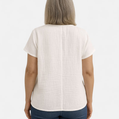 Tess boutique| Stylish Buttoned Blouse