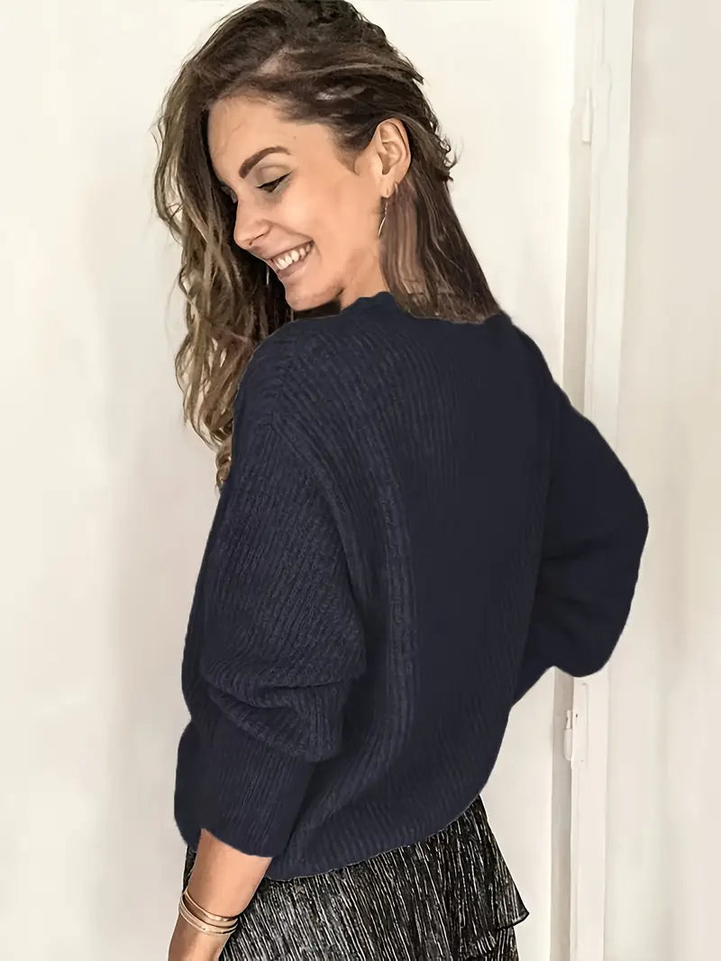 Kate's - Elegant V-Neck Cable Knit Sweater